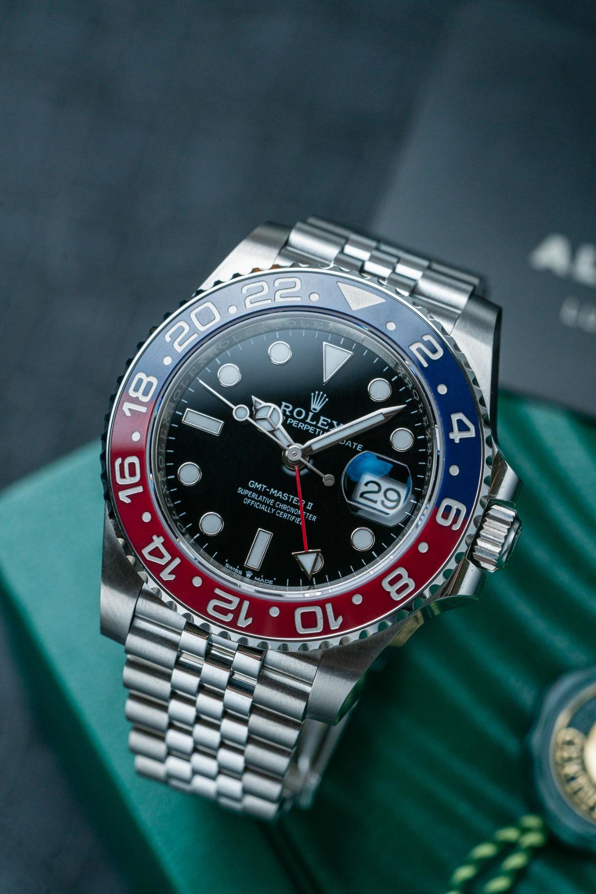 Rolex GMT-Master II 126710BLRO
