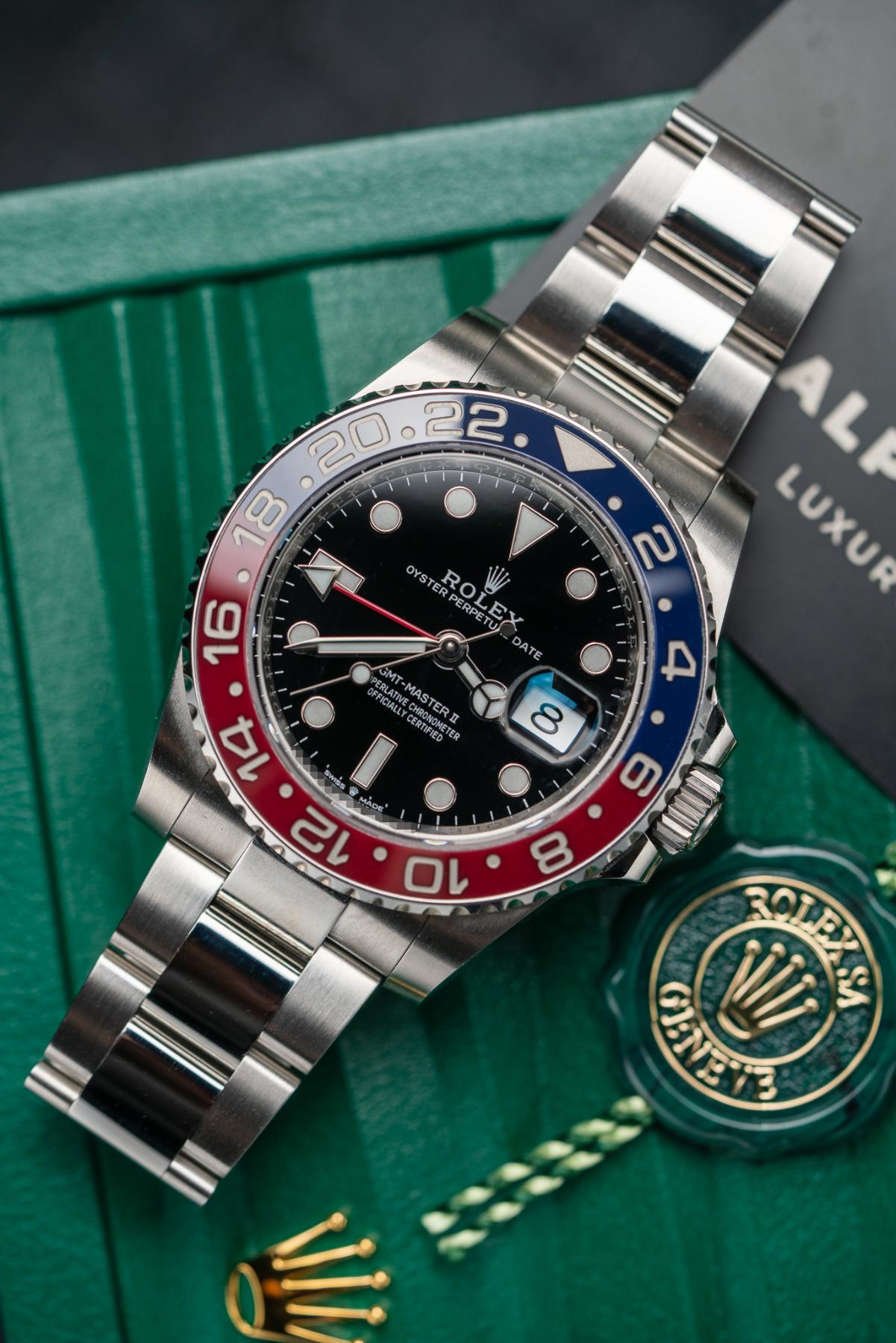 Rolex GMT-Master II 126710BLRO